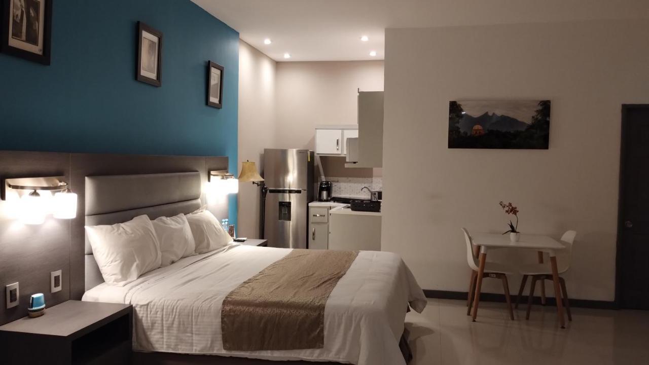 Hotel El Rancho Sabinas Hidalgo Bagian luar foto